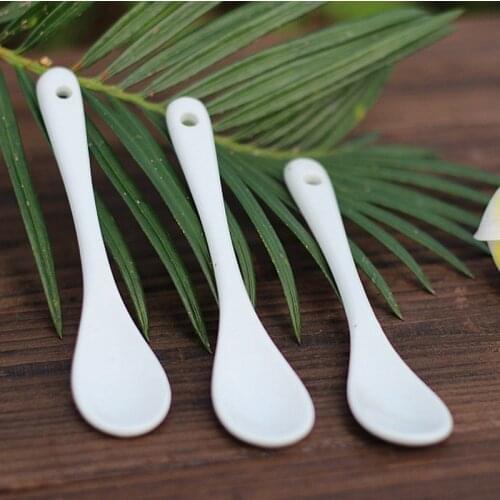 New Arrival Porcelain Coffee Pure White Spoons Mini Kitchen Ceramic Tea Sugar Dessert Ice Cream Spoon Bone Cutlery