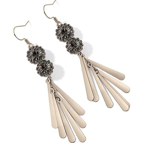Korean Version Of Bohemian Retro Ladies Earrings Crystal Shiny Long Tassel Earrings Geometric Pendant Fashion Party Jewelry
