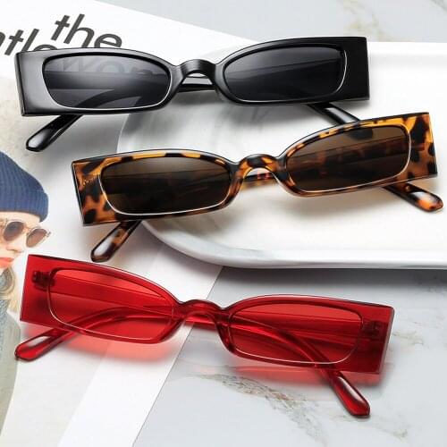 New Classic Women Cat Eye Small Rectangular Brand Designer Sunglasses Retro Red Black Eyewear Cute Sexy Fashion Driver Goggles