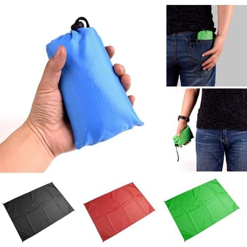 New Fashion Outdoor Camping Waterproof Mini Folding Beach Picnic Mat Portable Moisture Pad