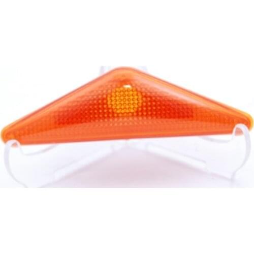 Ford Focus Fender Signal Yellow [Cey] (XS4X13K309AE) auto spare parts and accessories car fender signal