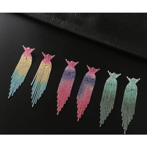 YFJEWE womens long earrings Gradient rhinestone big statement Earrings trendy luxury crystal dangle earing fashion Jewelry E706