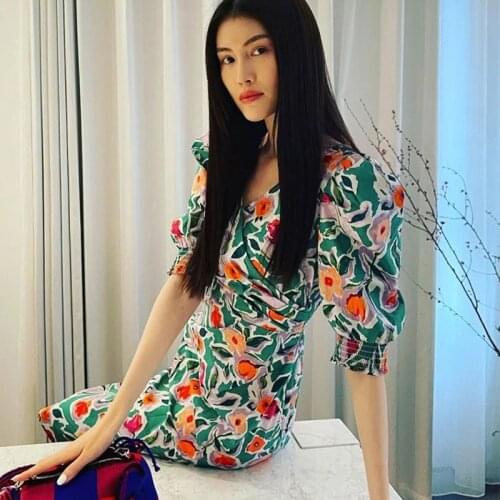 2021 New Fashion Puff Sleeve Slim Long Dress French Floral Dress Contrast Color V-Neck Short Sleeve High Waist Midi Dress