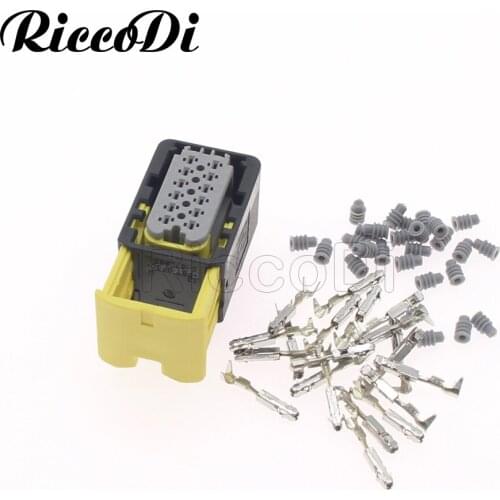 12 Pin Auto Urea Pump Plug Electrical Waterproof Connector Plug 2-1703639-1 For Bosch Wiring Harness Socket