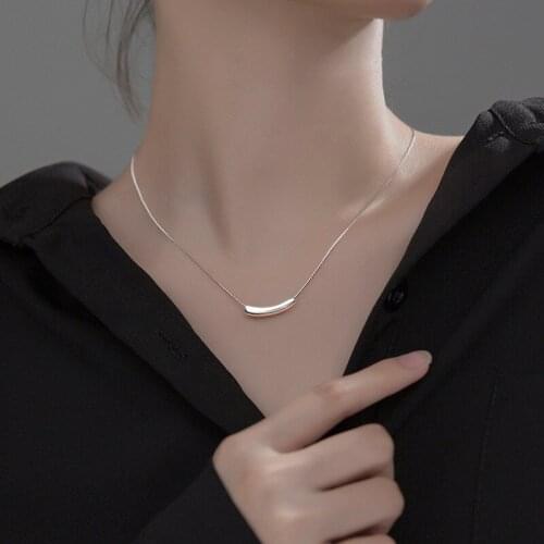 Minimalist Chokers Necklaces For Women Korean Simple Small Pendant Necklace Vintage Fashion Gold Silver Clavicle Chain Necklaces