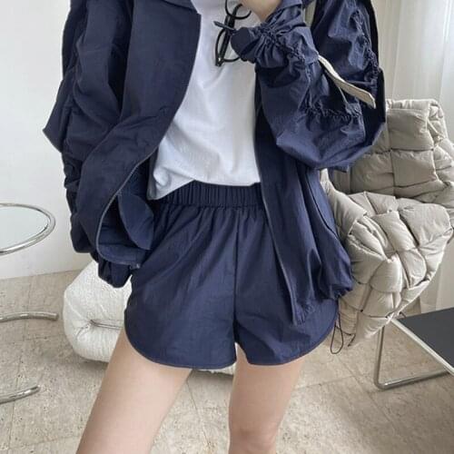 2021 New Summer High Quality Women Shorts Sport Loose Fashion Ladies Shorts Solid Color Casual Elegant Female Shorts T171