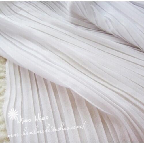 Textile Fabrics High Qulity White Organ Plait Crumpled Gauze Chiffon Fabric Pleated Pure Color Full-Skirted Dress Wholesale