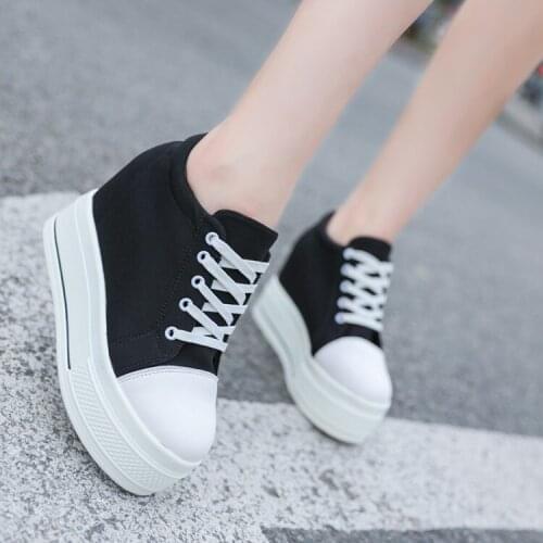 Womens Canvas Sneakers Platform Shoes Lace-Up Creepers Hidden Wedge High Heel Lace-Up Student White Shoes Solid Color