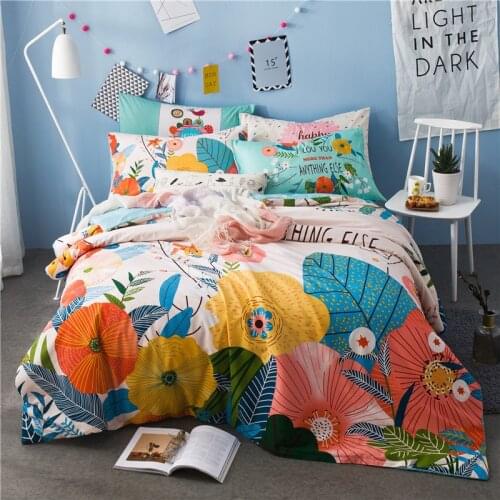100% Pure Cotton Floral Bloom 4 Pieces Bedding Set Including Duvet Cover Bedsheet Pillowcases King Size Home Decoration