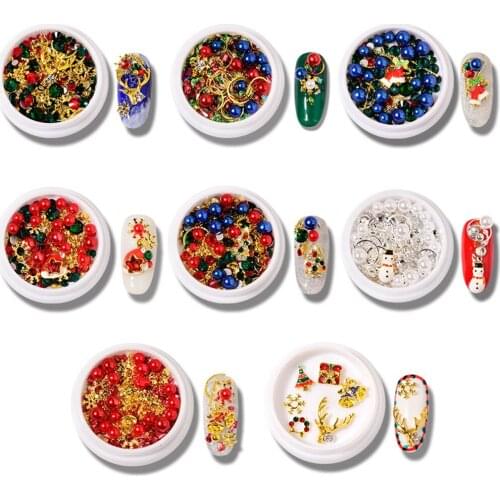 1Jar Christmas Tree Sock Snowflake Snowman Gift Elk Nail Art Decorations Alloy Metal Diamond Pearl Nail Rhinestones Jewelry Tr42