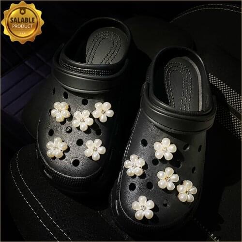 10pcs Pearl Flower Shoe Croc Charms Designer Pack DIY Decaration Accessories Buckle Clog Jibitsy for Croxes Women Girls Gifts