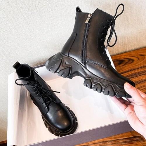 2020 Luxury Chelsea Boots Women Martin Boots Chunky Winter Shoes Platform Ankle Boots Slip On Chunky Heel Thick Brand Designer