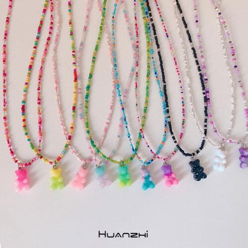 HUANZHI 2021 New Lovely Colorful Acrylic Bead Gummy Bear Choker Pendant Necklace for Women Girl Party Korean INS Trendy Jewelry