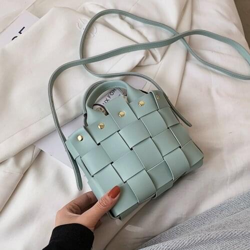 Weave Mini PU Leather Bucket Crossbody Bags For Women 2021 Summer Branded Luxury Shoulder Handbags Designer Clutch