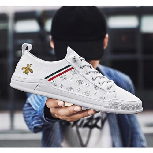 New lace-up white shoes, fashion all-match loafers, trendy mens shoes, breathable casual driving shoes