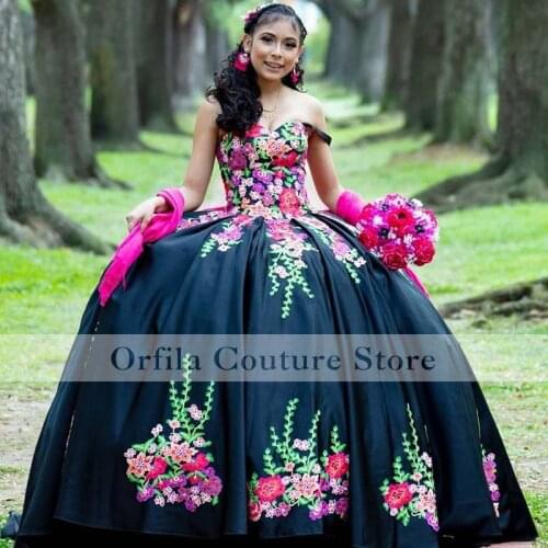 Charro Quinceanera Dresses Beaded Floral Applique Sweet 16 Birthday Wear Black Mexican robe princesse femme Prom Gowns