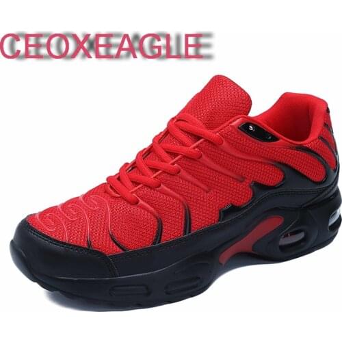 Summer Hiking Mens Lightweight Sneakers Men Fashion Casual Walking Shoes Breathable Slip on Mesh Eagerly Loafers Trekking Shoes