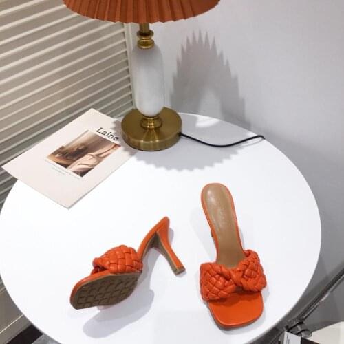 Warehouse 2021 Europe, America and Africa new style sandals and slippers in stock 35-42