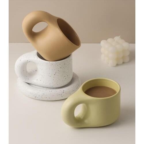 Nordic Couple Mug Creative Personality Trend Cute Girl Mug Living Room Coffee Table Decoration Simple Ceramic Coffee Cup