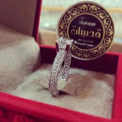 Fashion Square Ring for Women Temperament Inlaid White Rhinestone Womens Single Ring Female Engagement Ring Gift Jewelry