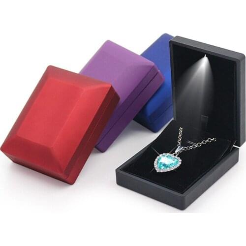 Premuim Pendant Necklace LED Light Gift Box Case Jewelry Display Wedding Supply 40GB