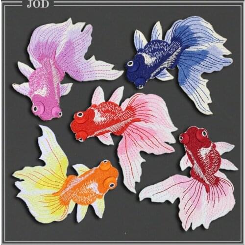 Chinese Style Embroidered Fish Patch Repair Clothes Hole Decorative Cheongsam Iron on Stickers Patches for Clothing Sewing Badge