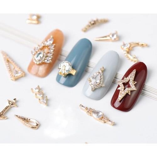 2 pieces of the latest Drop Crystal Pendant Amulet nail jewelry decoration luxury zircon crystal diamond nail