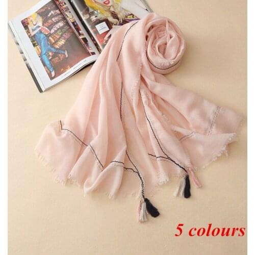 Hot sale fashion solid tassels scarf muslim hijab woman gorgeous bandana scarf wraps independen pack 10pcs/lot fast shipping
