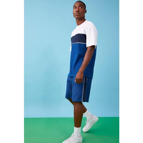 DeFacto Men's Short Shorts