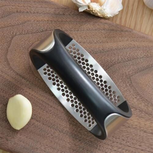 Hot New Home Kitchen Mincer Tool Stainless Steel Garlic Press Crusher Squeezer Masher Useful Kitchen Utensils