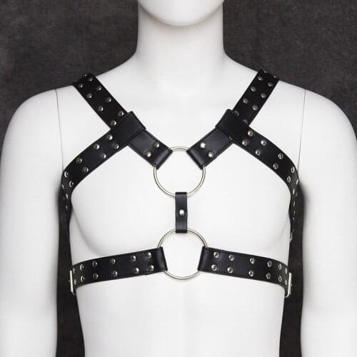Men Stage Costume New Bar Nightclub Male DS Dancer Performance Clothing Muscle MenS Ring Rivet Chest Strap Rave Outfit DNV12520