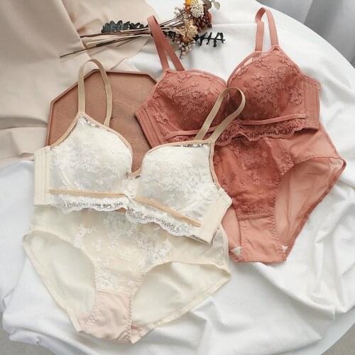 Plus Size C Cup 80-95 Thin Cotton Bras Comfortable Women Sexy Floral Lace Underwear Lingerie Suits Female Sleepwear Wire Free