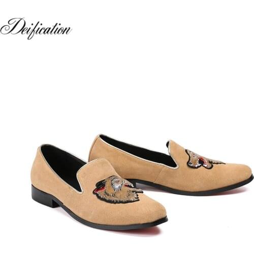 Deification Handmade Mocassins Animal Embroidery Loafers Fashion Suede Slip On Driving Shoes Khaki Party oxford Shoes For Man