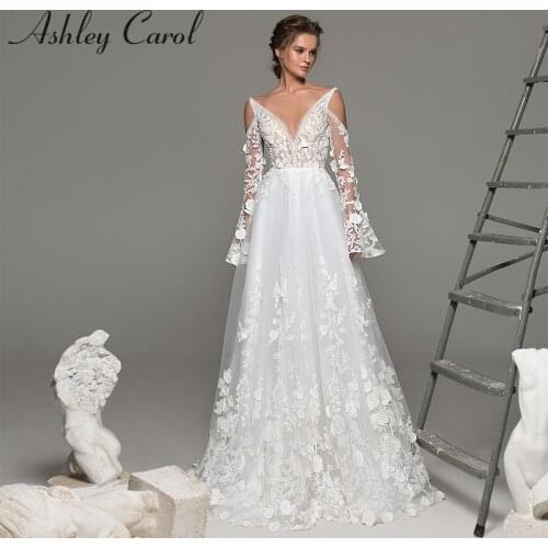 Ashley Carol A-Line Wedding Dress 2020 Elegant V-neck Backless Flare Sleeve Lace Appliques Boho Beach Bridal Gown Robe De Mariee