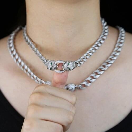 Iced out bling hip hop women jewelry micro pave 5A CZ Cool animal design Leopard Jaguar charm cuban chain choker necklace