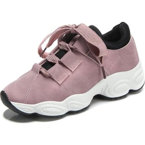 Thick-soled white shoes female 2021 new low-cut old shoes tide sports and leisure comfortable platform shoes