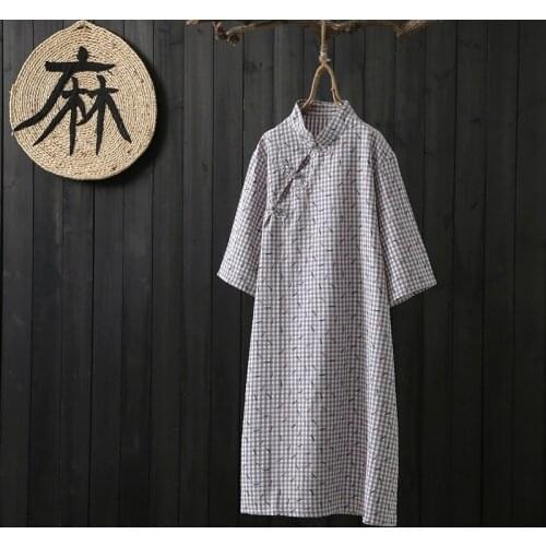 Women Plaid Chinese Style Dresses Stand Collor Vintage Fall Women Clothes 2021 New A-Line Cheongsam Female Button Dress 12500