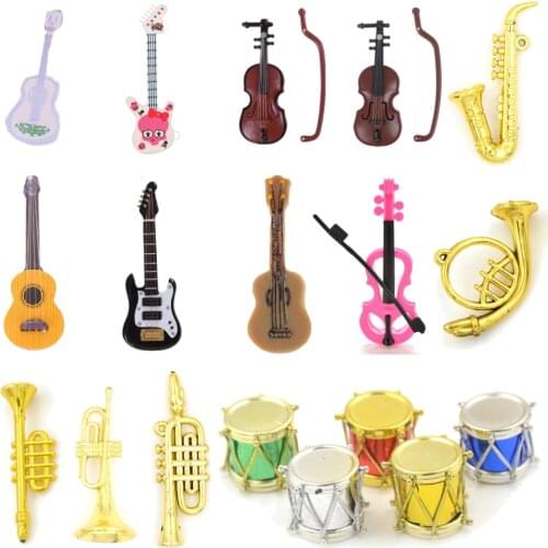 15Styles Mini Guitar Doll House Miniatures Lovely Cute Fairy Garden Gnome Moss Terrarium Decor Crafts Musical Instruments