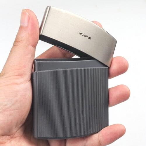 New 1pcs mens business cigarette case Black stainless steel thin cigarette box holder 10 cigarettes Leather Surface