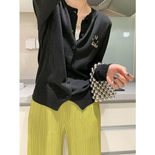 Womens tops 2021 autumn and winter new Cardigan embroidery Smiley face sweater open loose long-sleeved V-neck jacket