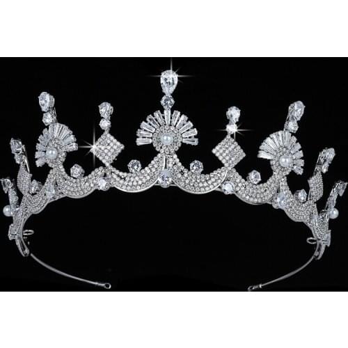 Crown HADIYANA Vintage Sector Design Women Wedding Hair Jewelry Party Hair Accessories High Quality Zircon BC5664 Corona Princes