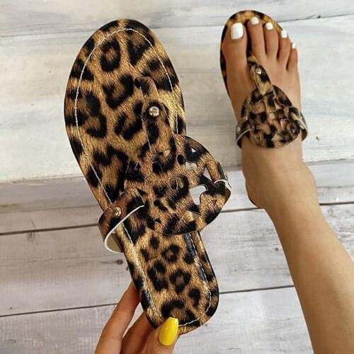 Fashion Woman Slippers Leopard Print Flip Flops Women Summer Shoes Woman Outdoor Flat Slippers Casual Slides Women Plus Size 43