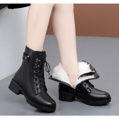 Winter Boots Women Genuine Leather New Wool Warm Non-slip Ladies Ankle Boots Plus Size 41 42 43 Snow Boots Women