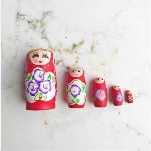 Wood Red Matryoshka Doll 5'li