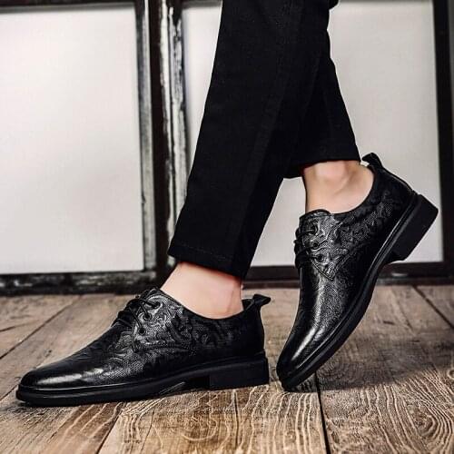 Formal Shoes Men Casual Shoes 2020 Breathable Mens Moccasins Leather Male Business Mens Oxford Fashion Formal