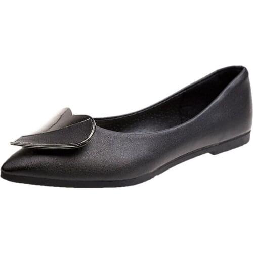 Womens shoes spring 2021 fashion heart-shaped decorative flat shoes soft soles comfortable non-slip casual shoes