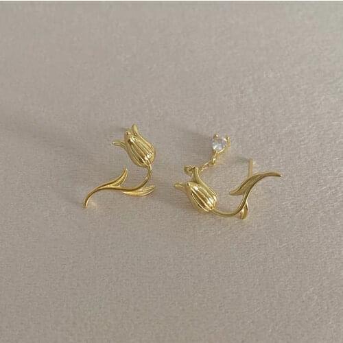Minimalist Metallic Gold Color Metal Tulip Earrings for Women Twisted Asymmetric Rhinestone Flower Drop Earrings Party Jewelry
