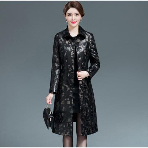Women Black Faux Leather Jacket New Middle-aged Ladies Retro Floral Printed Pu Leather Windbreaker Coats Female Clothing 6XL