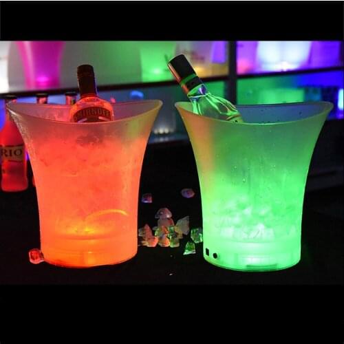 LED Light Up 4 Color LED 5L New Waterproof Plastic LED Ice Bucket Bars Nightclubs Champagne Beer Bucket Bars Night Party