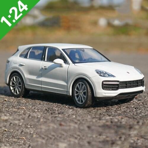 WELLY 1:24 Porsche Cayenne Alloy Car Model Diecast Metal Crafts Decoration Collection Toy Tools Gift